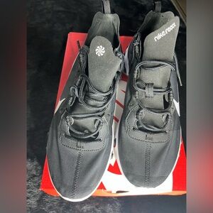 Nike React Element 54 Men's 10.5 in Black Good Condition